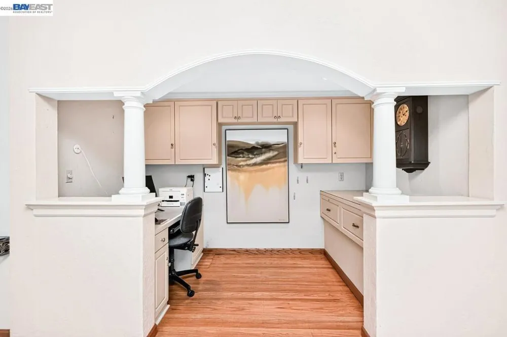 35575 Palomares Rd Castro Valley, CA 94552