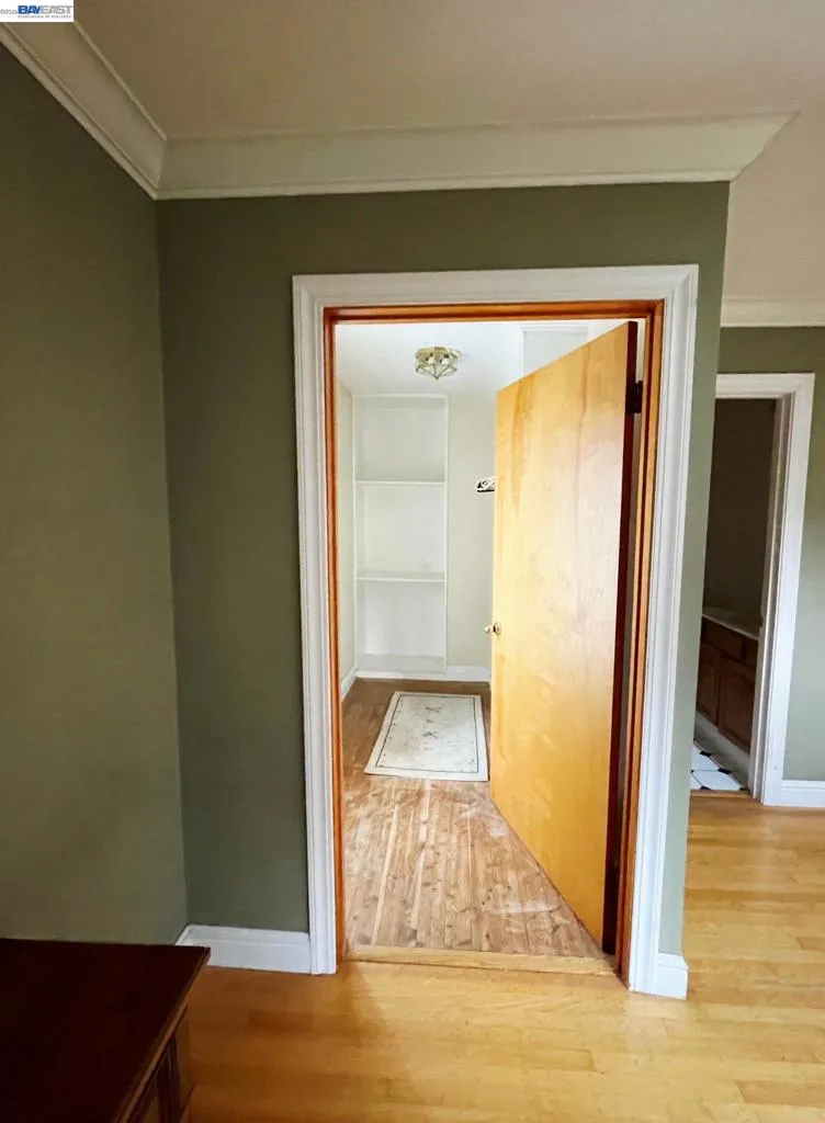 35575 Palomares Rd Castro Valley, CA 94552