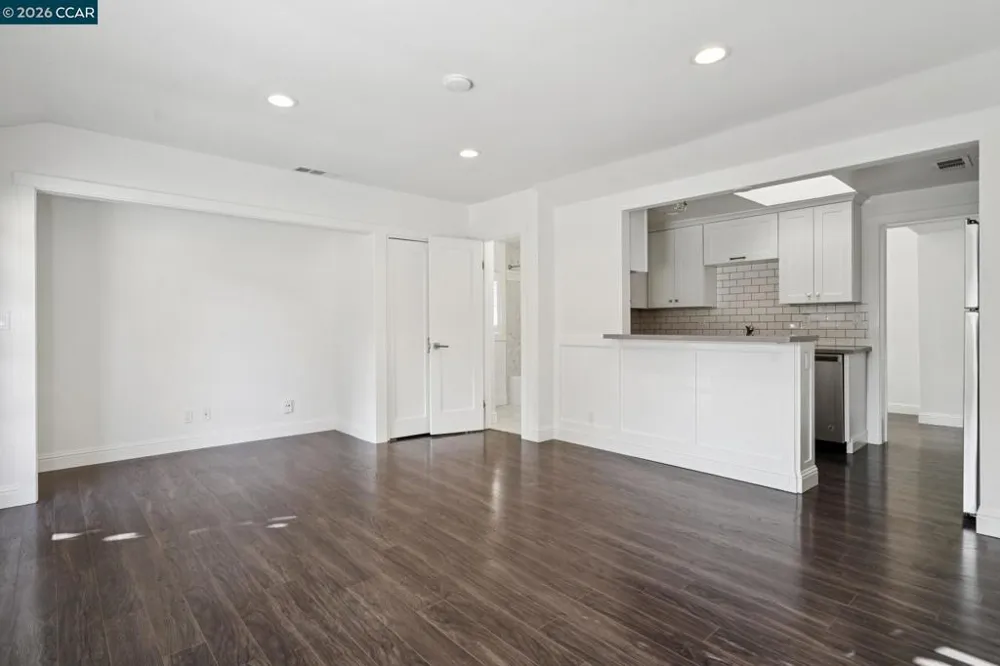 939 Mountain View Dr Lafayette, CA 94549