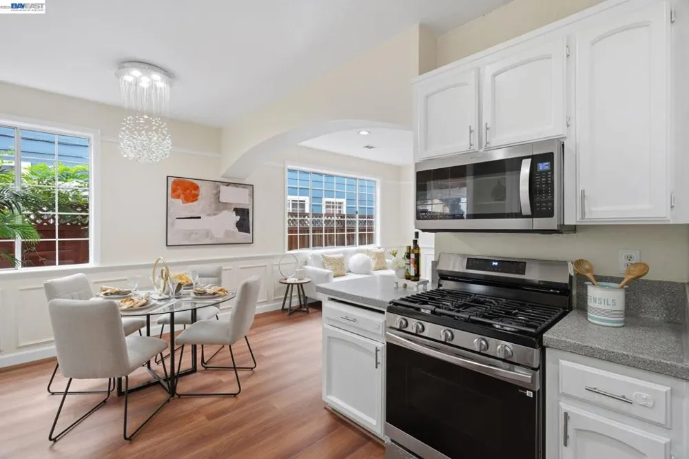 34161 Finnigan Ter Fremont, CA 94555