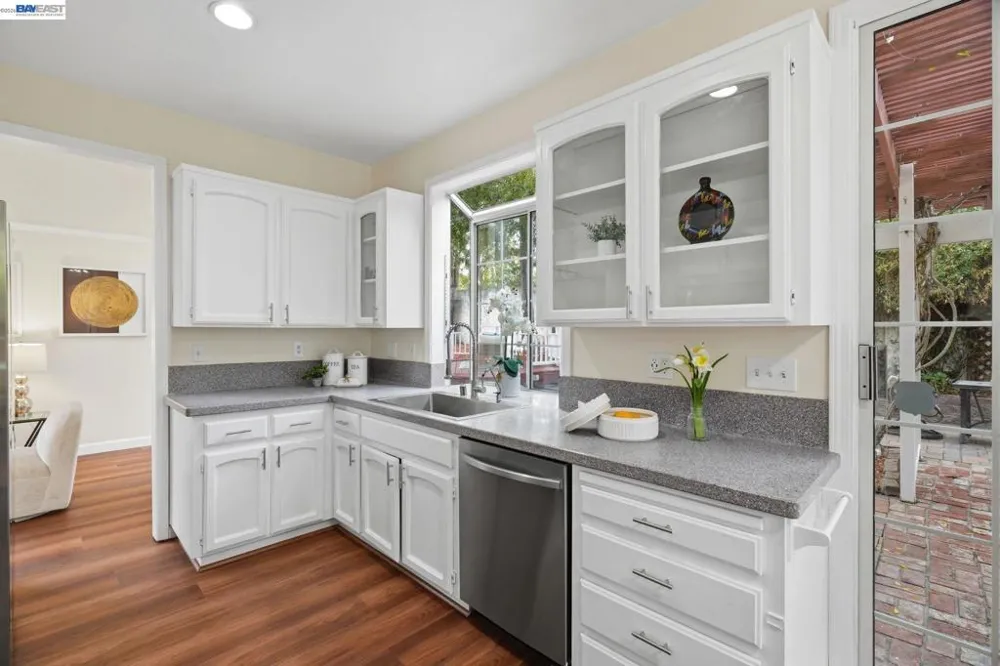 34161 Finnigan Ter Fremont, CA 94555