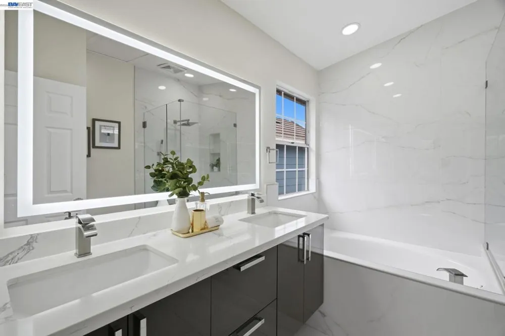 34161 Finnigan Ter Fremont, CA 94555