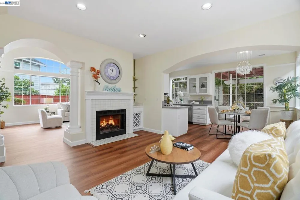 34161 Finnigan Ter Fremont, CA 94555