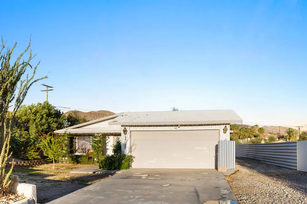 12800 Avenida Serena Desert Hot Springs, CA 92240