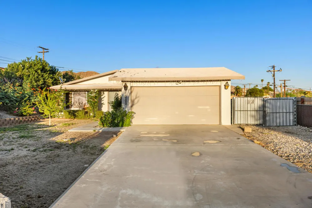 12800 Avenida Serena Desert Hot Springs, CA 92240