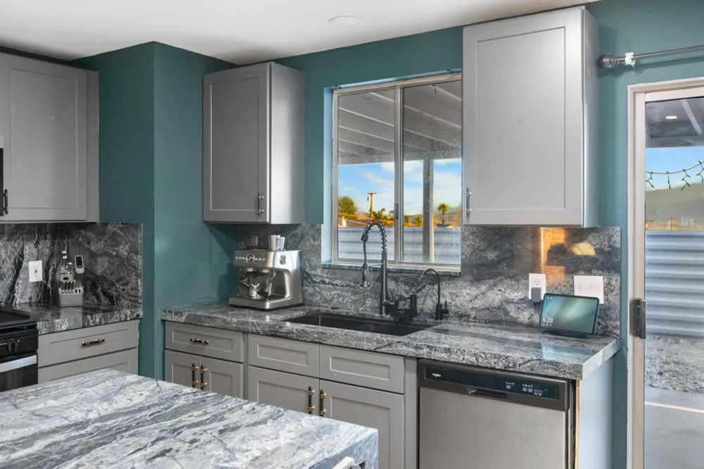 12800 Avenida Serena Desert Hot Springs, CA 92240