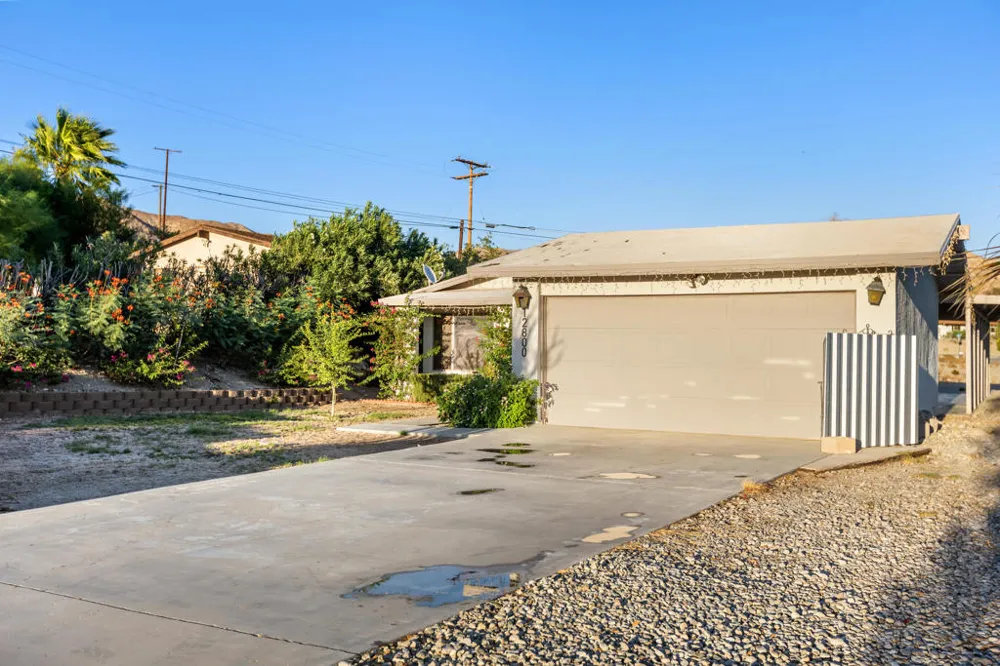 12800 Avenida Serena Desert Hot Springs, CA 92240