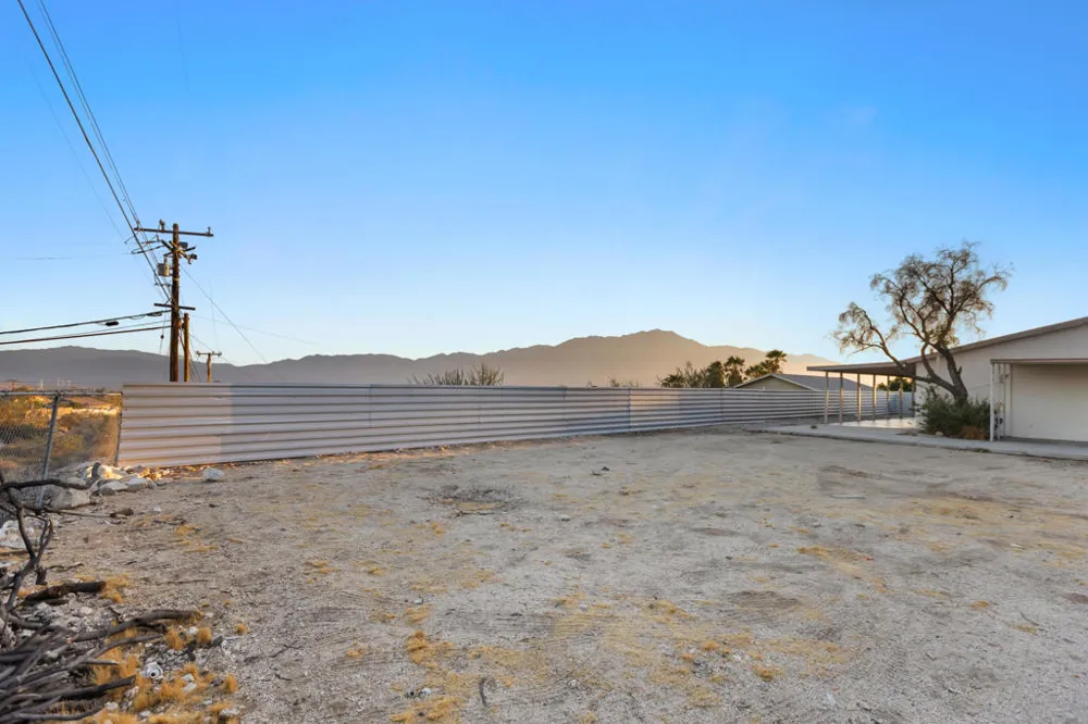 12800 Avenida Serena Desert Hot Springs, CA 92240