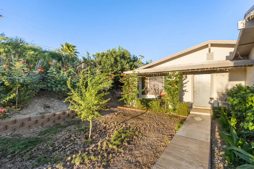12800 Avenida Serena Desert Hot Springs, CA 92240