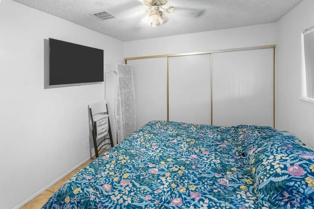 12800 Avenida Serena Desert Hot Springs, CA 92240