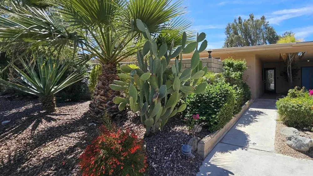 42505 Adams Street Indio, CA 92203