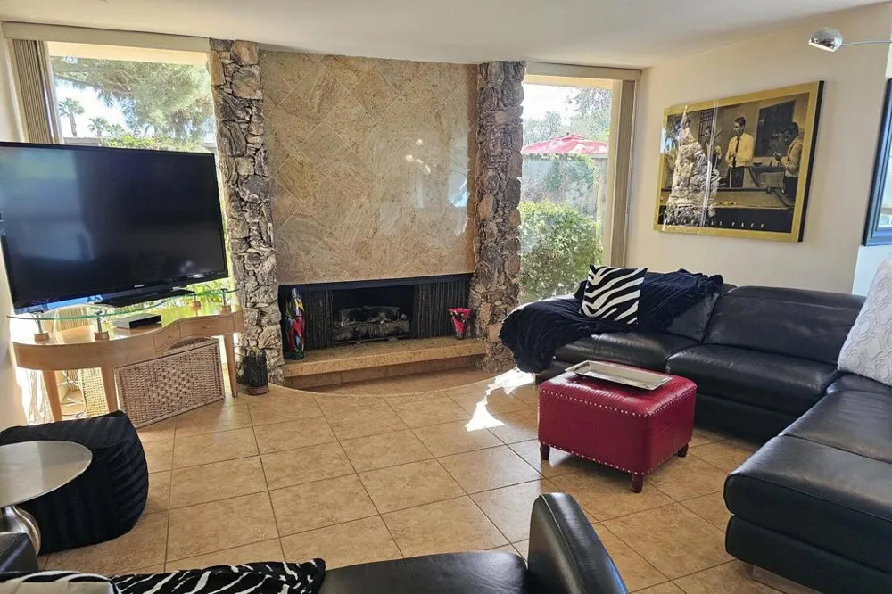 42505 Adams Street Indio, CA 92203