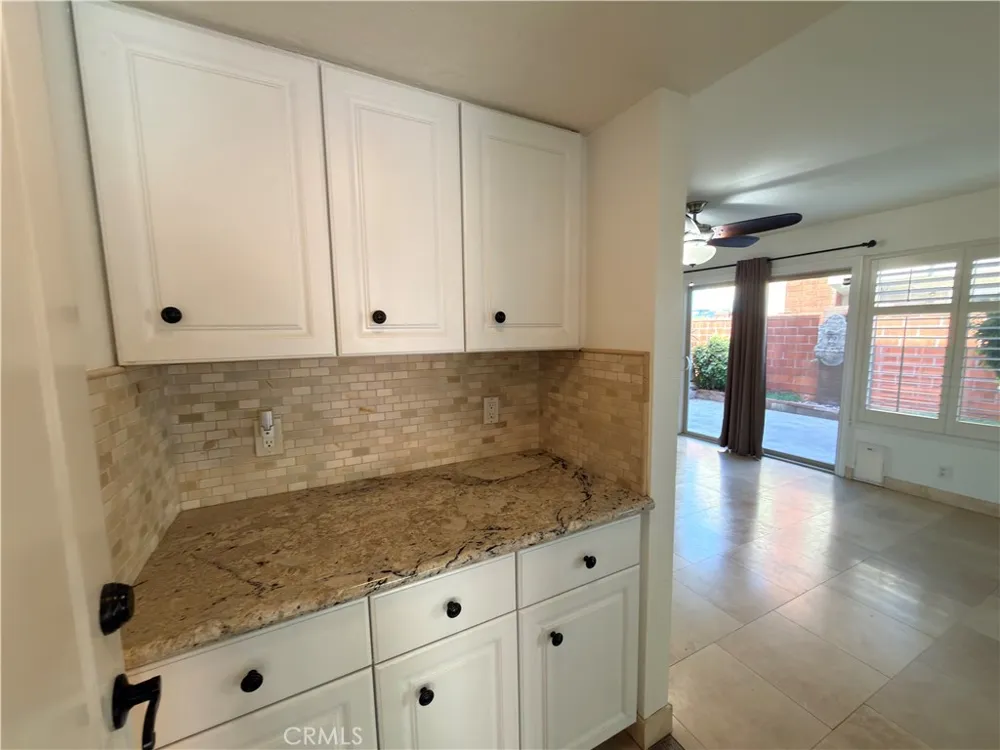 2072 S West Anaheim, CA 92802