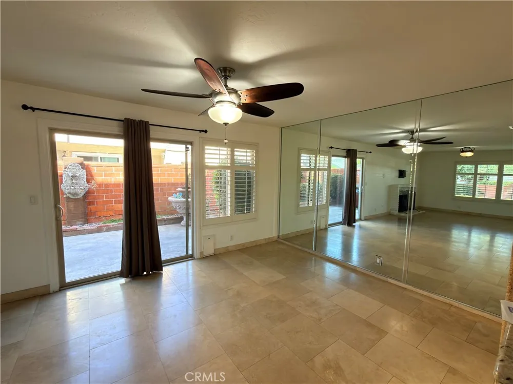 2072 S West Anaheim, CA 92802