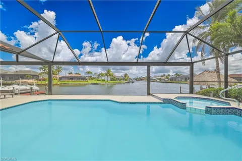 5019 SW 20th Place