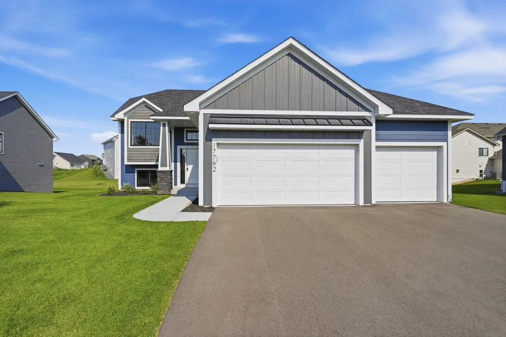 17762 Empire Trail Lakeville, MN 55044