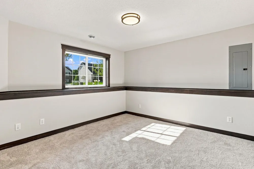 17762 Empire Trail Lakeville, MN 55044