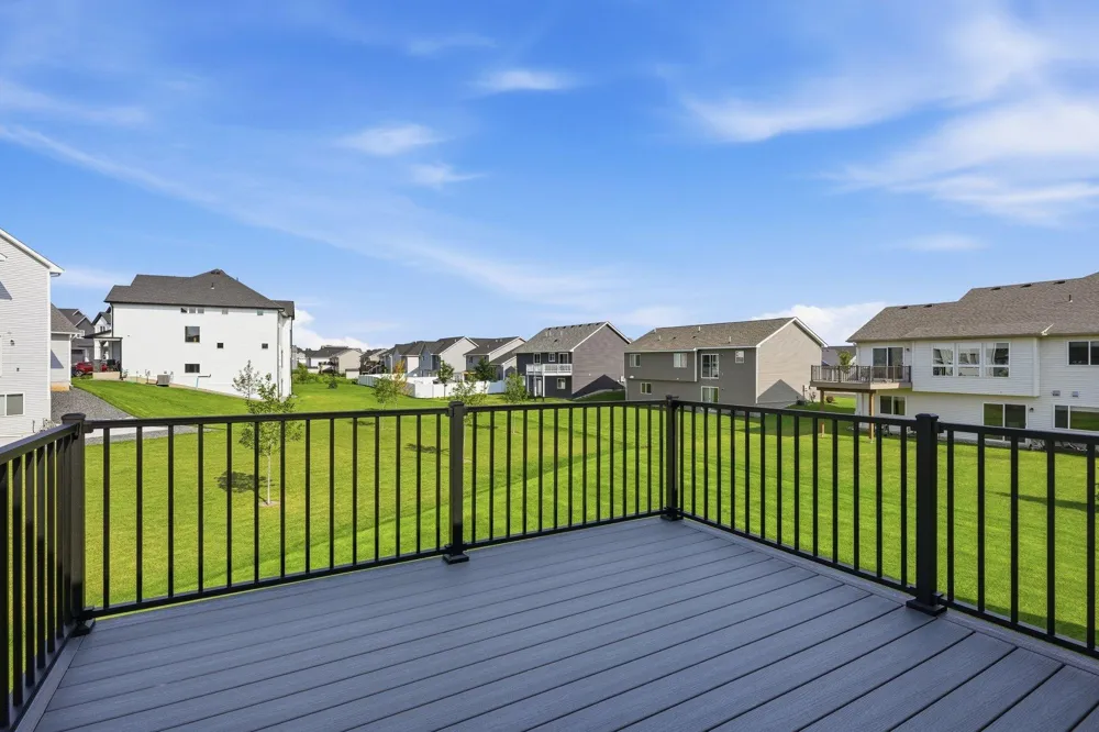 17762 Empire Trail Lakeville, MN 55044