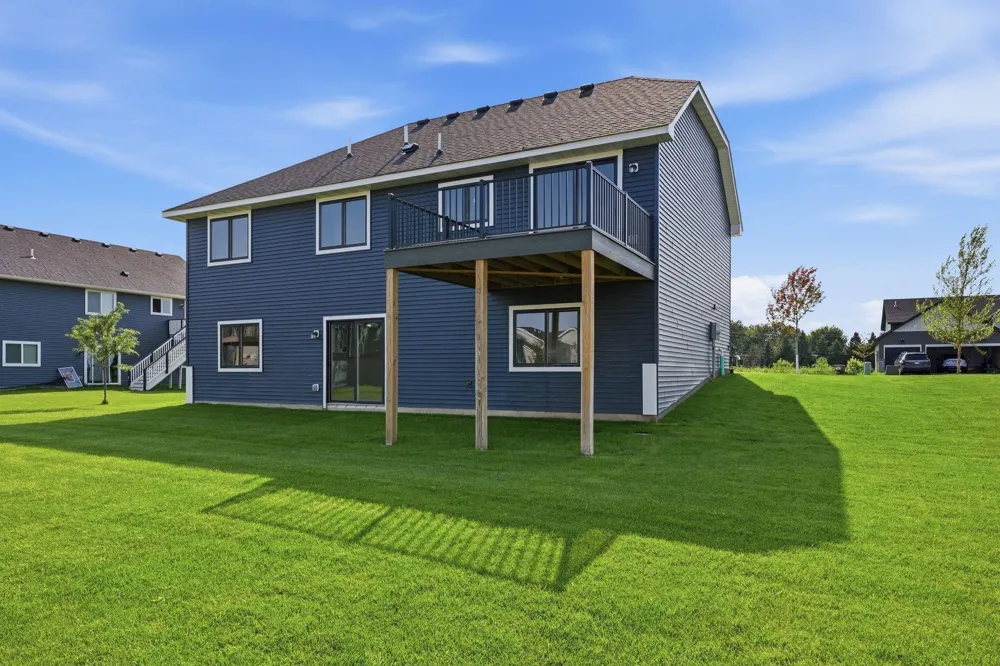 17762 Empire Trail Lakeville, MN 55044
