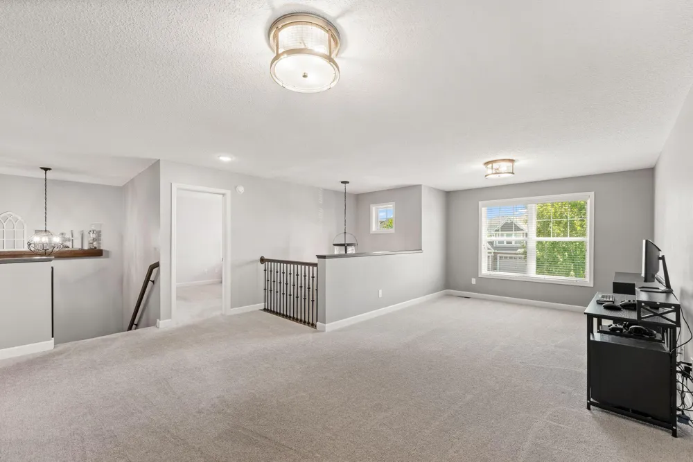 19335 Indora Trail Lakeville, MN 55044