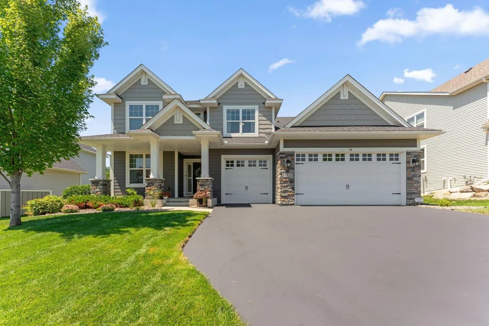 19335 Indora Trail Lakeville, MN 55044
