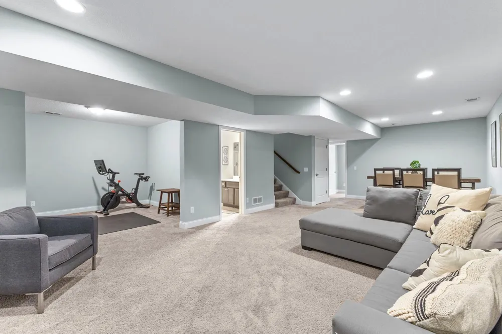 9597 198th Street W Lakeville, MN 55044