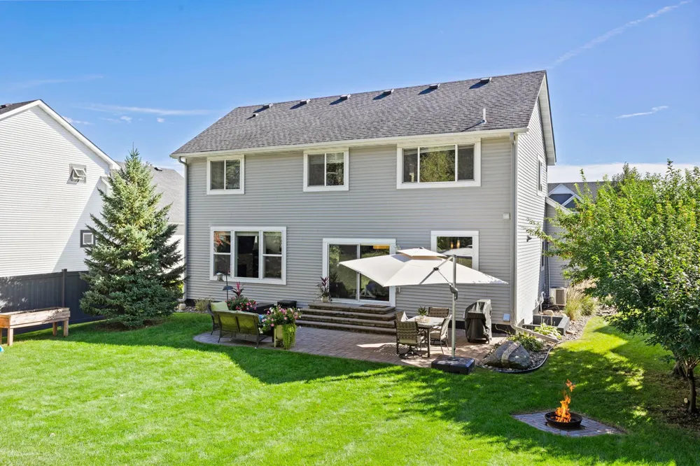 9597 198th Street W Lakeville, MN 55044