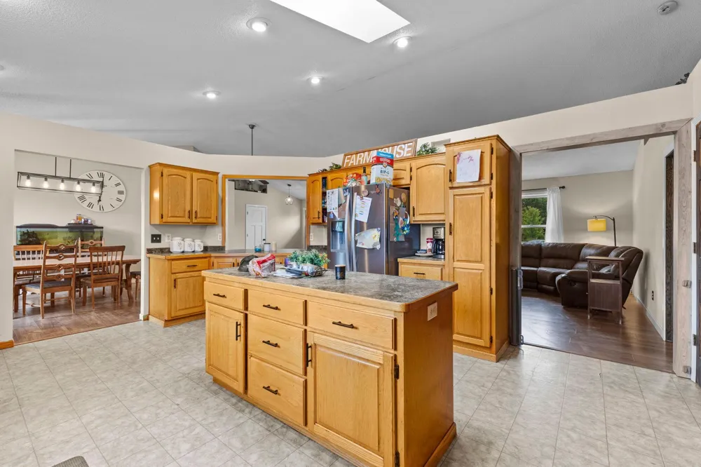 3382 Highway 95 NW Cambridge, MN 55008