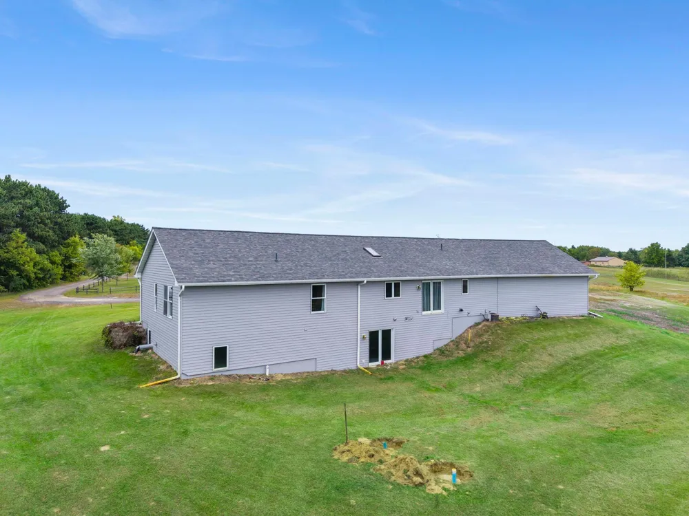 3382 Highway 95 NW Cambridge, MN 55008