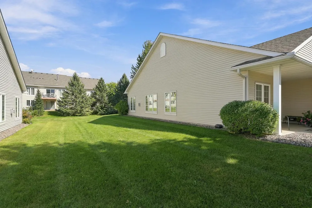 20576 Cypress Drive Farmington, MN 55024