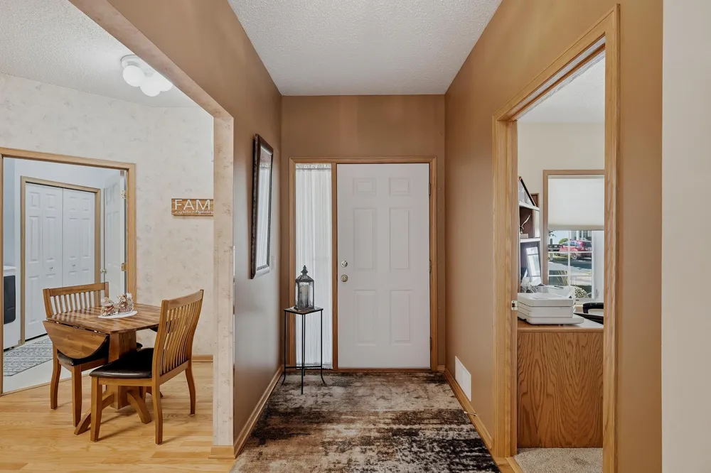 20576 Cypress Drive Farmington, MN 55024