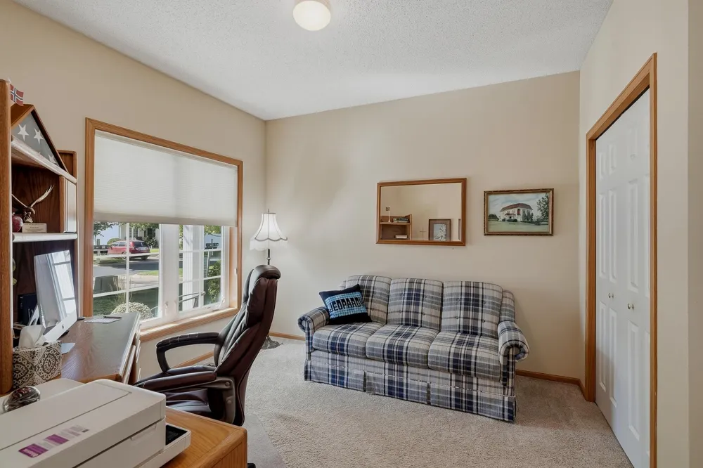 20576 Cypress Drive Farmington, MN 55024
