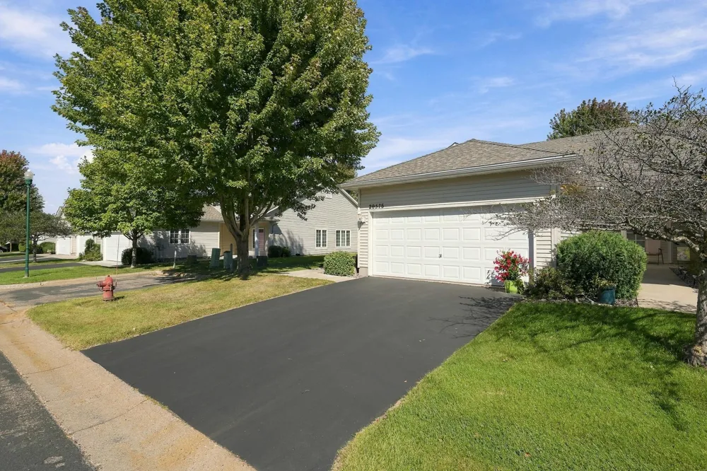 20576 Cypress Drive Farmington, MN 55024