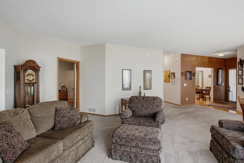 20576 Cypress Drive Farmington, MN 55024
