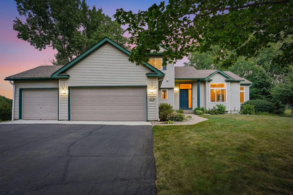 315 William Lake Shore Drive Waconia, MN 55387