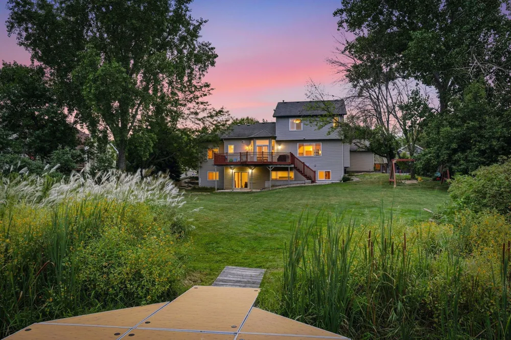 315 William Lake Shore Drive Waconia, MN 55387