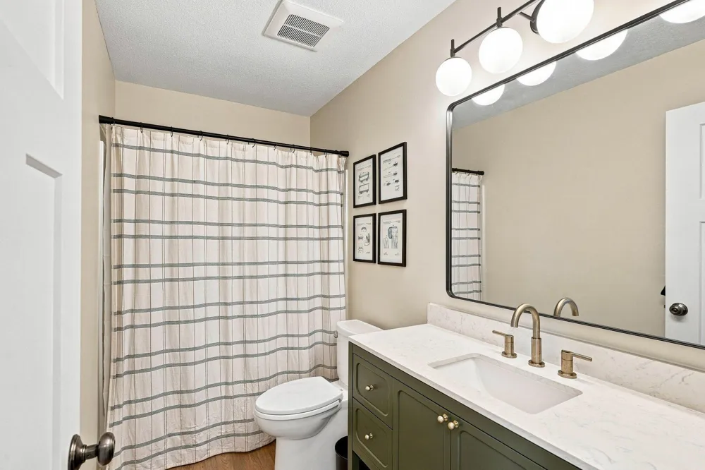 315 William Lake Shore Drive Waconia, MN 55387