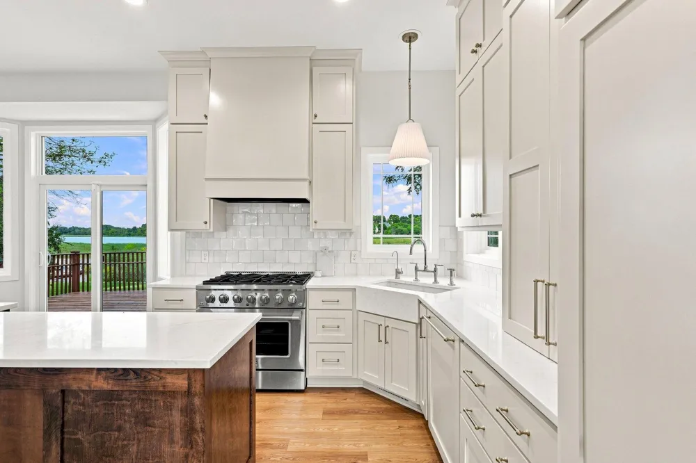 315 William Lake Shore Drive Waconia, MN 55387