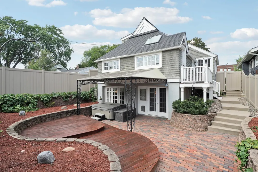 1170 Fairmount Avenue Saint Paul, MN 55105