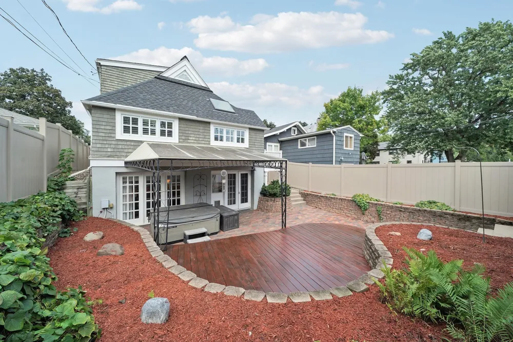 1170 Fairmount Avenue Saint Paul, MN 55105