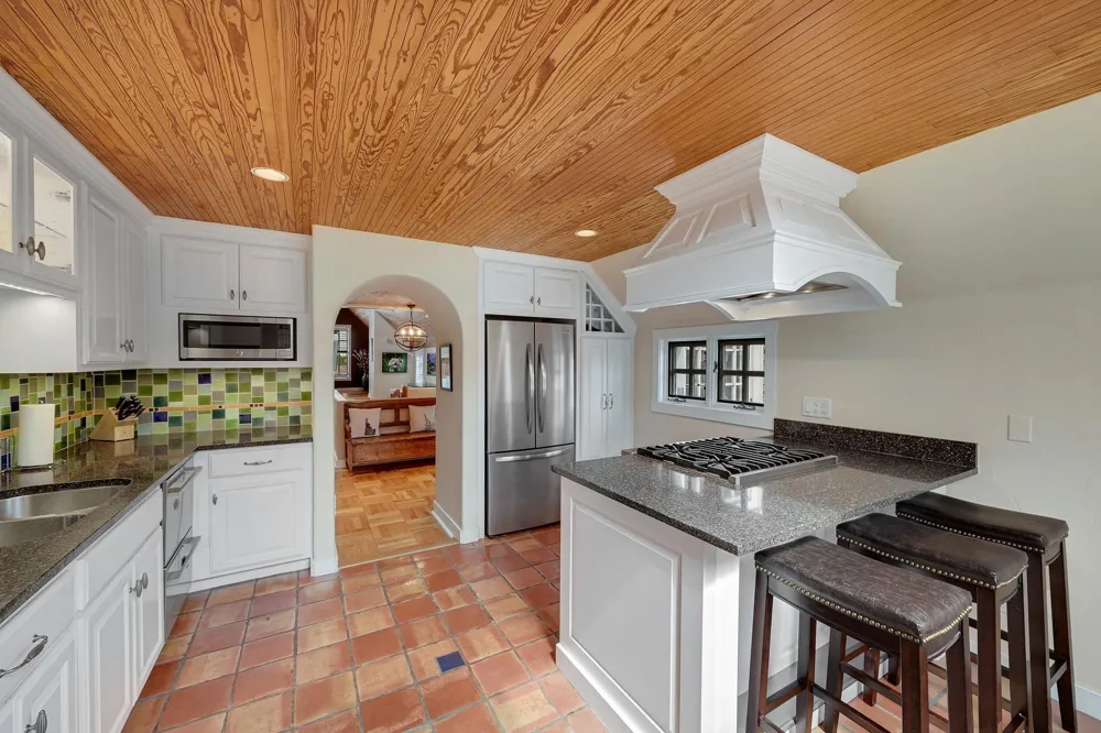 1170 Fairmount Avenue Saint Paul, MN 55105