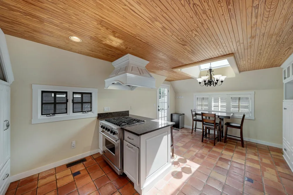 1170 Fairmount Avenue Saint Paul, MN 55105