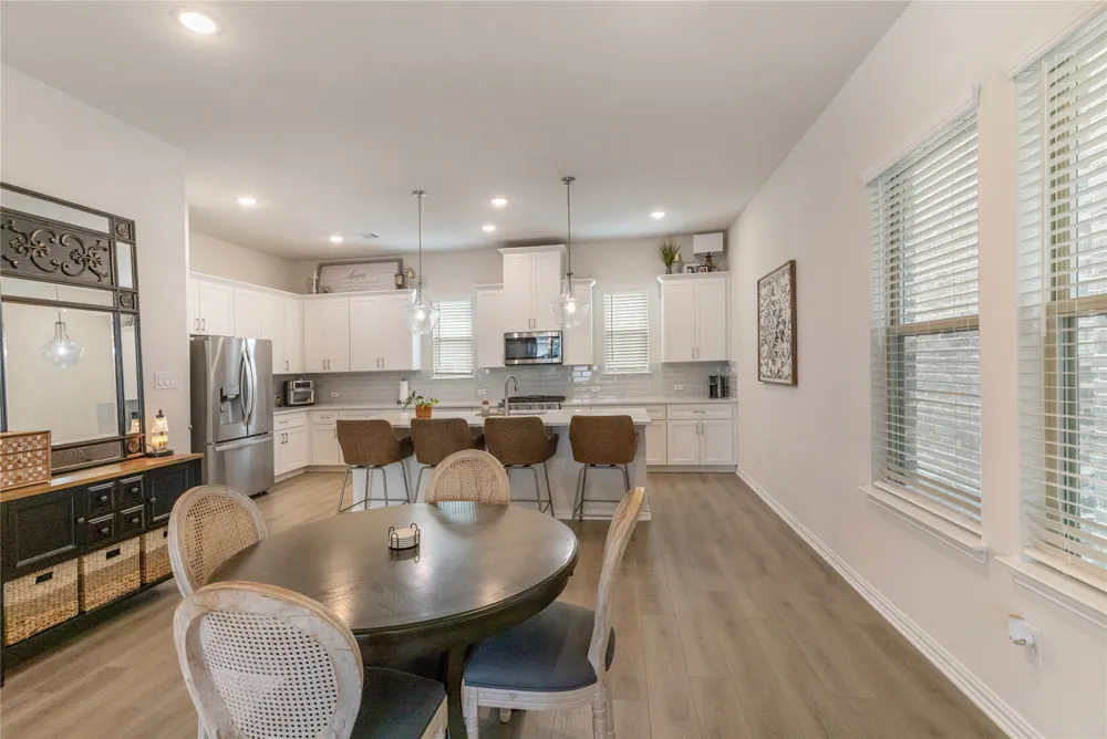 4533 Ward Street North Richland Hills, TX 76180