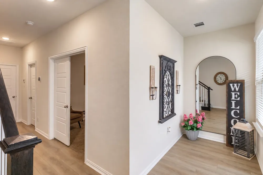 4533 Ward Street North Richland Hills, TX 76180