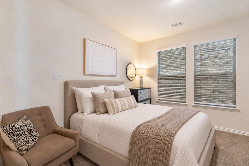 4533 Ward Street North Richland Hills, TX 76180