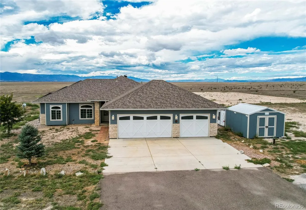 2581 Greenhorn View Drive Pueblo West, CO 81007
