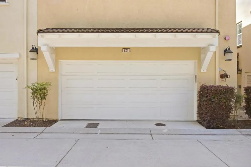 221 Dali Terrace Mountain View, CA 94041