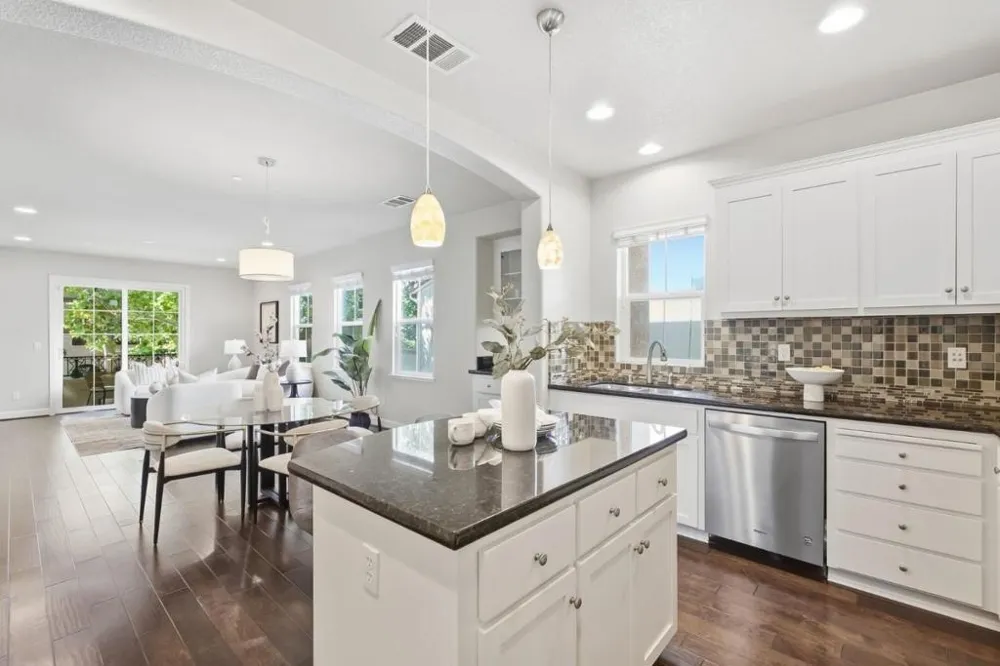 221 Dali Terrace Mountain View, CA 94041