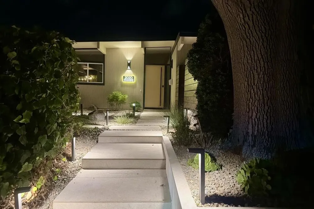 2020 Channing Avenue Palo Alto, CA 94303