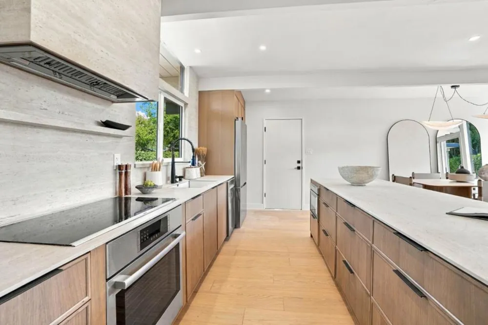 2020 Channing Avenue Palo Alto, CA 94303